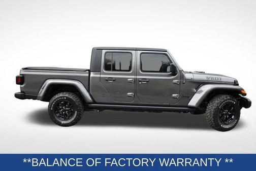 2022 Jeep Gladiator Sport