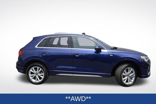 2024 Audi Q3 45 S line Premium