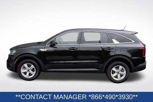 2022 Kia Sorento LX