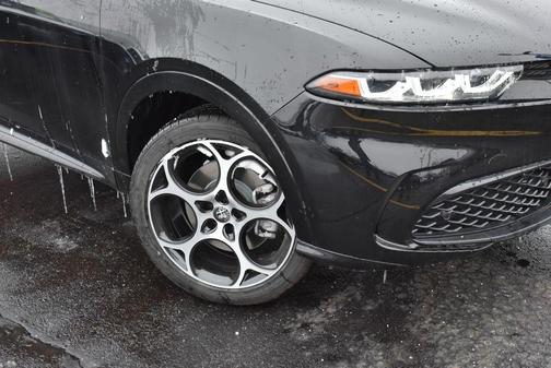 2025 Alfa Romeo Tonale 