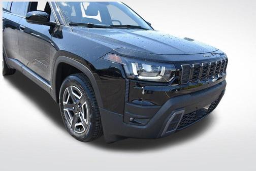 Diamond Black 2026 Jeep Cherokee LAREDO/LIMITED