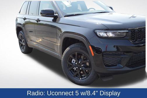 2025 Jeep Grand Cherokee Laredo