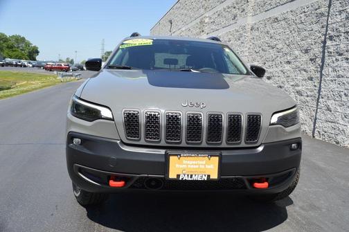 2022 Jeep Cherokee Trailhawk