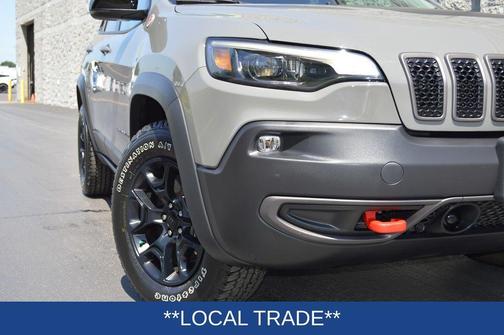 2022 Jeep Cherokee Trailhawk