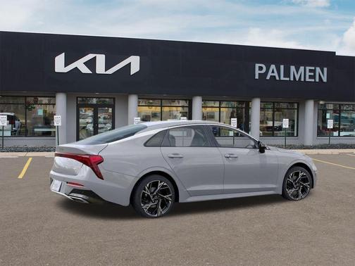 2025 Kia K5 GT-Line