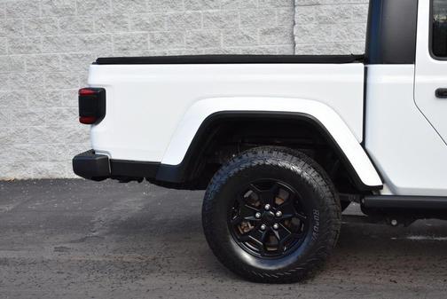 2021 Jeep Gladiator Sport