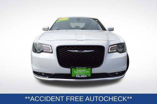 2017 Chrysler 300 S