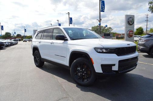 2025 Jeep Grand Cherokee L Laredo