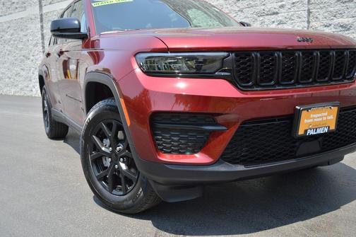 2024 Jeep Grand Cherokee Laredo