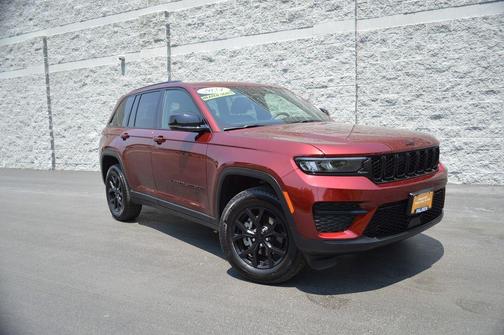 2024 Jeep Grand Cherokee Laredo