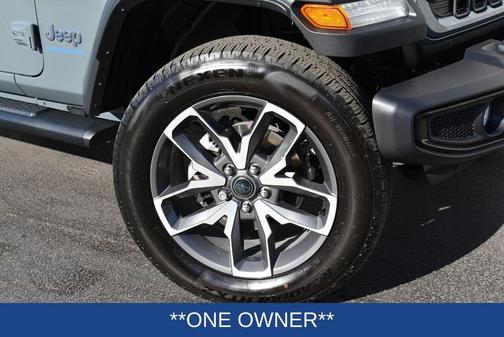 2025 Jeep Wrangler 4xe Sport