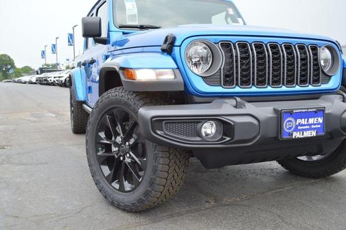 2025 Jeep Gladiator Sport