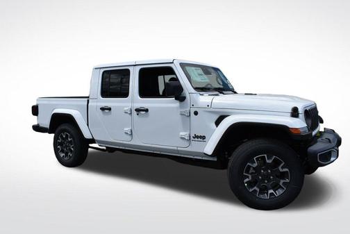 Bright White Clearcoat 2026 Jeep Gladiator Sport