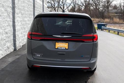 2023 Chrysler Pacifica Hybrid Limited