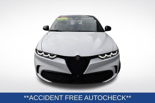 2025 Alfa Romeo Tonale Base