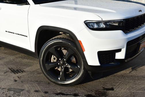 2023 Jeep Grand Cherokee L Laredo