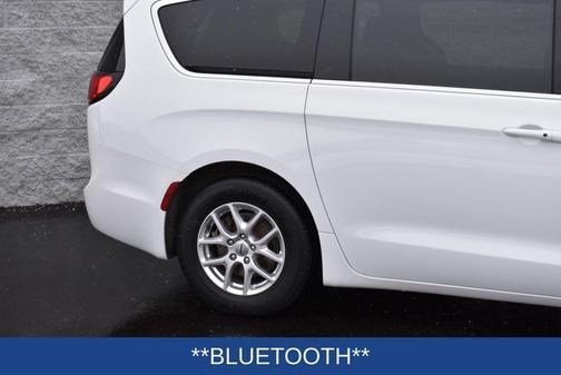 2023 Chrysler Pacifica Touring