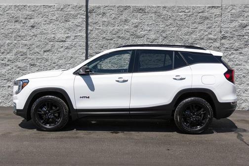 2023 GMC Terrain AT4