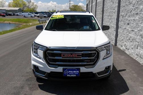2023 GMC Terrain AT4