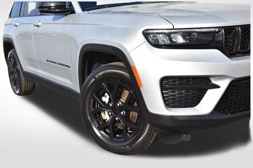 2024 Jeep Grand Cherokee Laredo