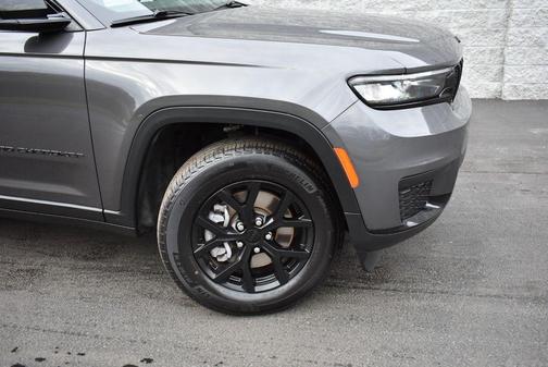 2024 Jeep Grand Cherokee L Laredo