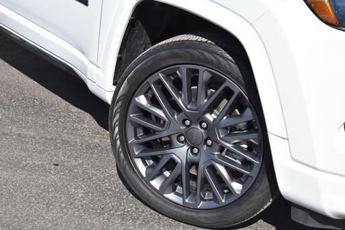 2023 Jeep Compass Altitude