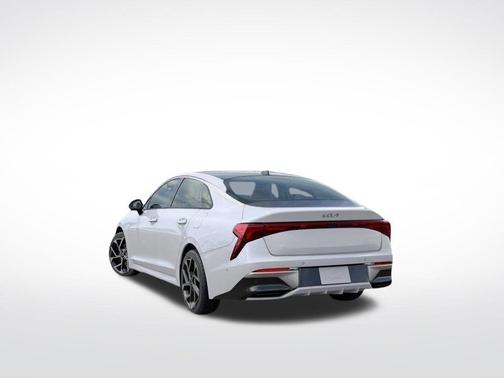 2025 Kia K5 EX