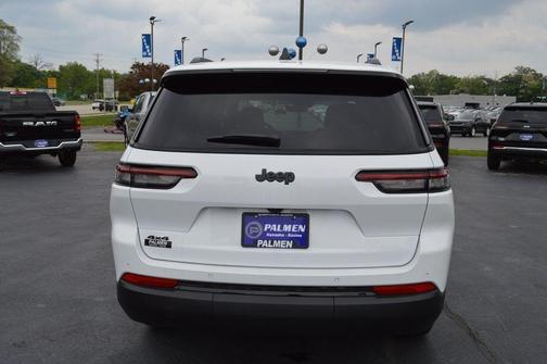 2025 Jeep Grand Cherokee L Laredo