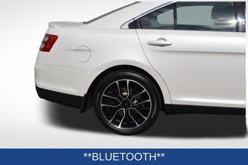 2018 Ford Taurus SEL