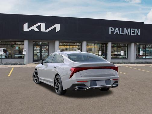 2026 Kia K5 GT-Line