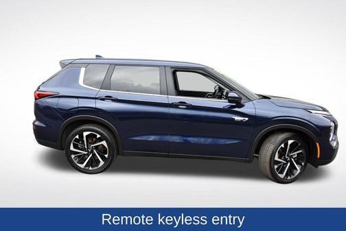 2024 Mitsubishi Outlander PHEV SE