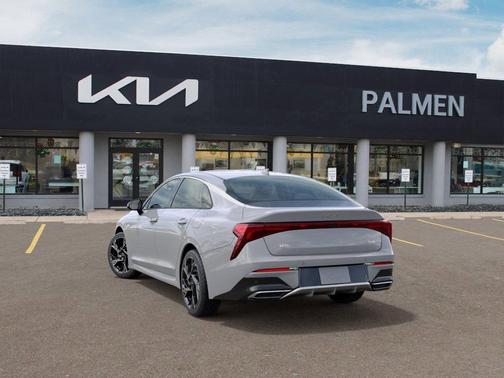 2025 Kia K5 GT-Line