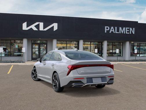2025 Kia K5 GT-Line