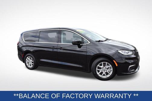 2024 Chrysler Pacifica Touring-L