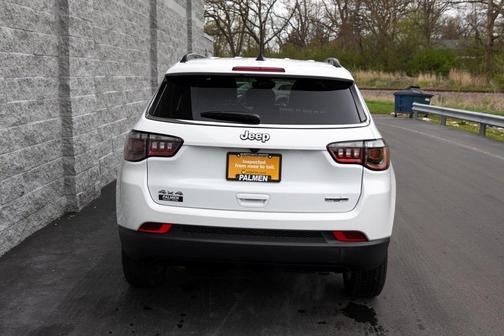 2024 Jeep Compass Latitude Lux