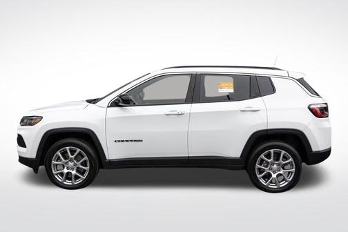 2024 Jeep Compass Latitude Lux
