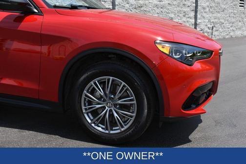 Rosso 2024 Alfa Romeo Stelvio