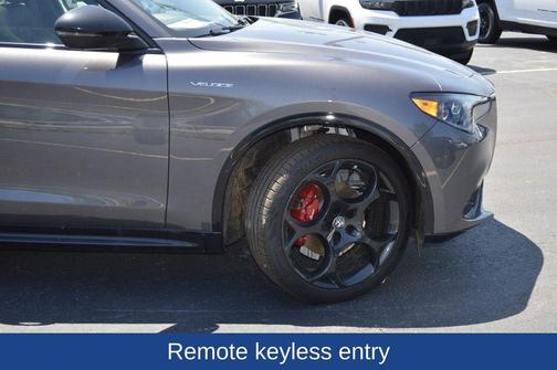 2025 Alfa Romeo Stelvio