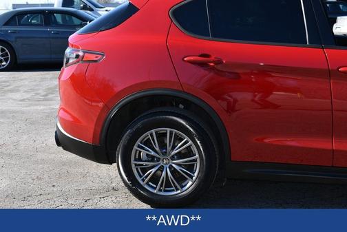 2024 Alfa Romeo Stelvio 