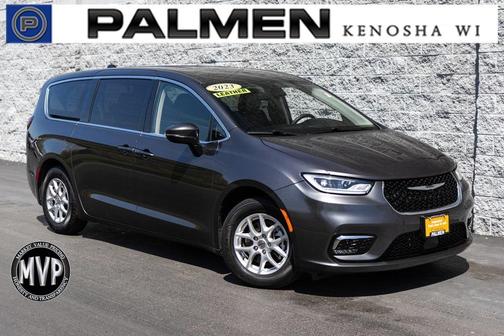 2023 Chrysler Pacifica Touring-L