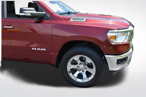 Delmonico Red Pearlcoat 2019 RAM 1500 Big Horn