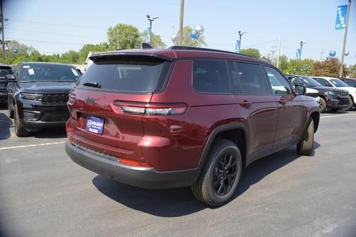 2025 Jeep Grand Cherokee L Laredo