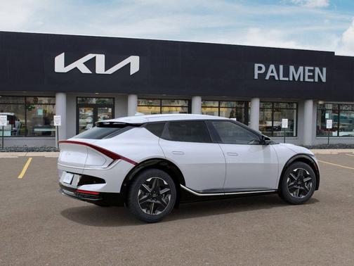 2025 Kia EV6 Wind