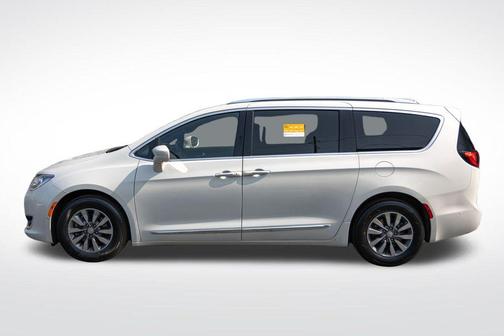 2020 Chrysler Pacifica Touring-L Plus