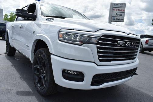 Bright White Clearcoat 2026 RAM 1500 Laramie