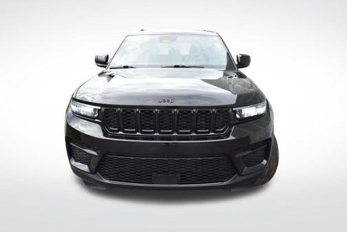 2024 Jeep Grand Cherokee Laredo