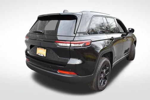 2024 Jeep Grand Cherokee Laredo