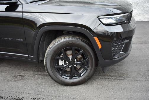 2024 Jeep Grand Cherokee Laredo