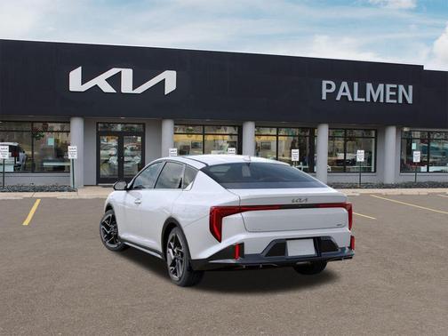 2025 Kia K4 GT-Line