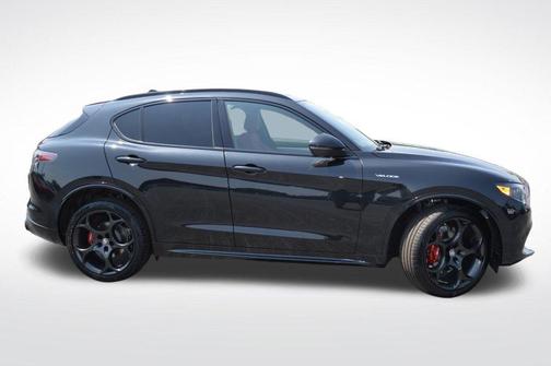 2025 Alfa Romeo Stelvio